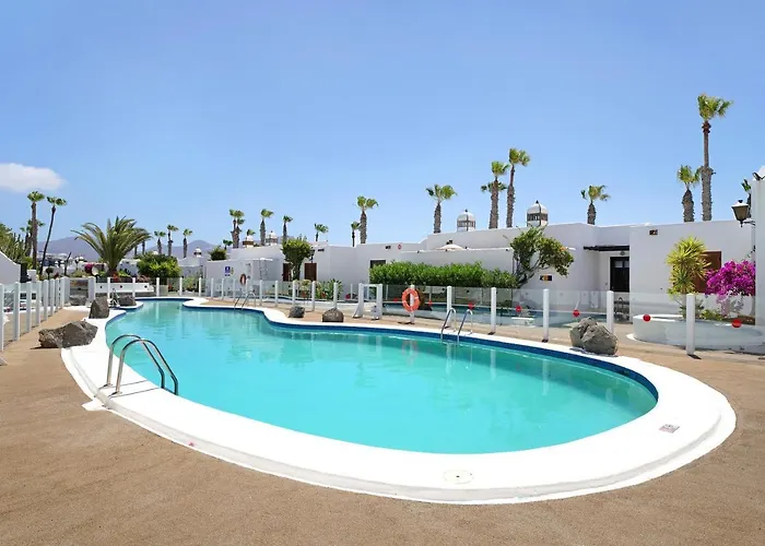 Puerto Chico N 아파트